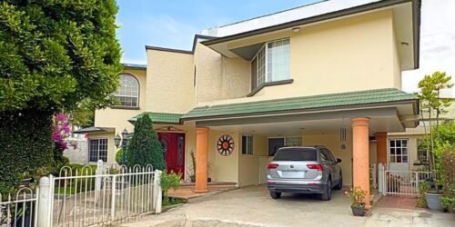 CASA EN VENTA CONJUNTO DIAMANTE METEPEC CASA EN VENTA CONJUNTO DIAMANTE METEPEC