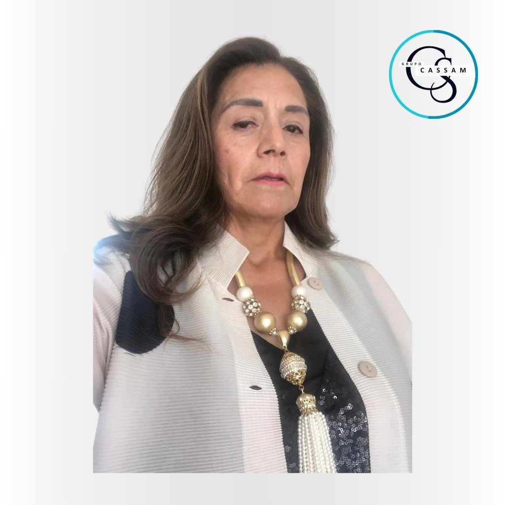 Paulina Grupo Cassam