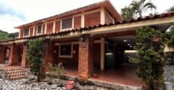Casa en Venta en Chivato, Colima