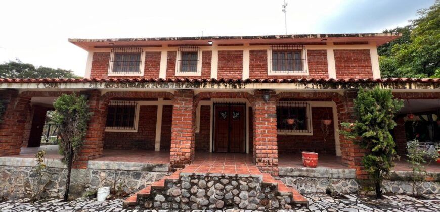 Casa en Venta en Chivato, Colima