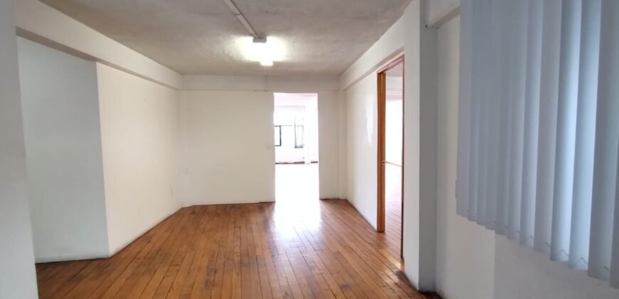 Oficina en renta, sobre Tollocan, Col. Vicente Guerrero, Toluca