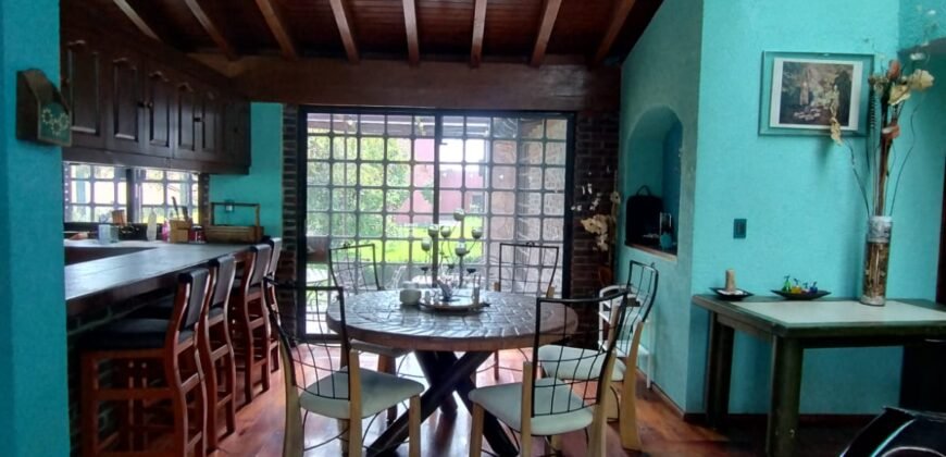 CASA EN RENTA EN LOS SAUCES, TOLUCA