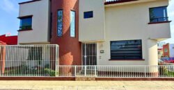 CASA EN VENTA, ZINACANTEPEC