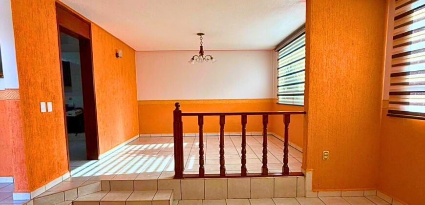 CASA EN VENTA, ZINACANTEPEC