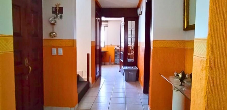 CASA EN VENTA, ZINACANTEPEC