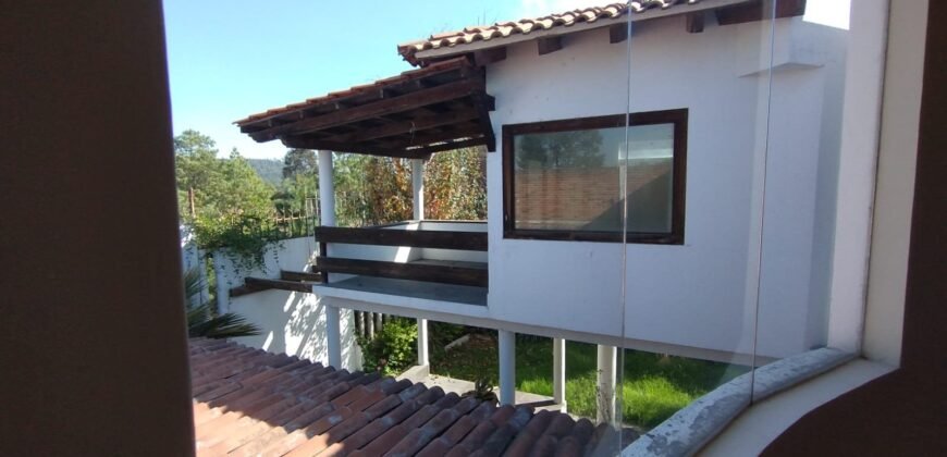 CASA EN VENTA, FRENTE A PARQUE SIERRA MORELOS, TOLUCA
