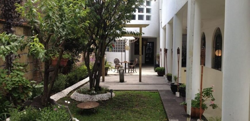 CASA EN VENTA, FRENTE A PARQUE SIERRA MORELOS, TOLUCA