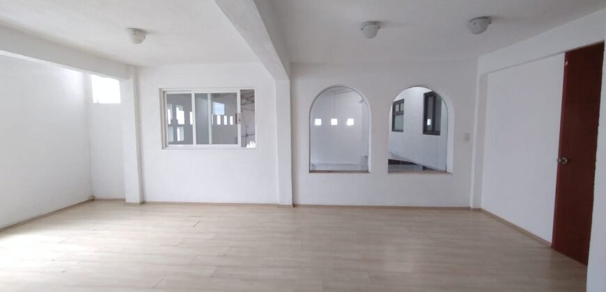 CASA EN VENTA, FRENTE A PARQUE SIERRA MORELOS, TOLUCA