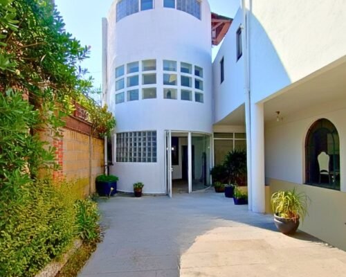 CASA EN VENTA, FRENTE A PARQUE SIERRA MORELOS, TOLUCA CASA EN VENTA, FRENTE A PARQUE SIERRA MORELOS, TOLUCA