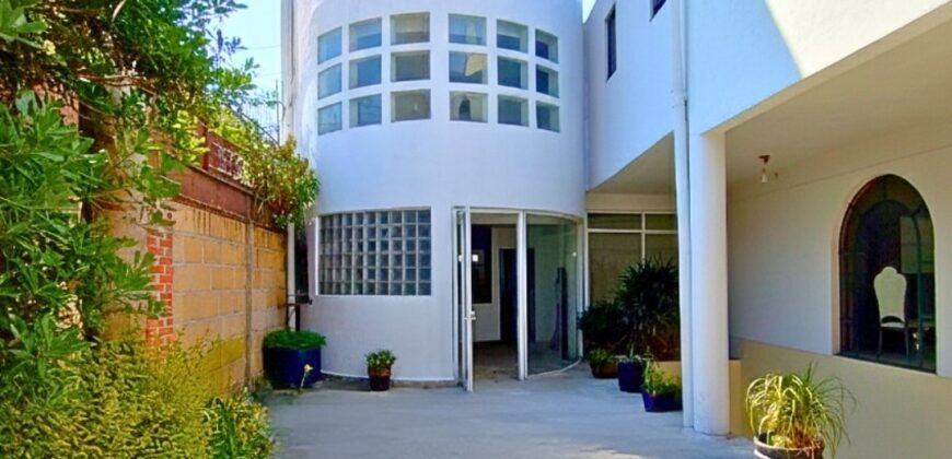 CASA EN VENTA, FRENTE A PARQUE SIERRA MORELOS, TOLUCA