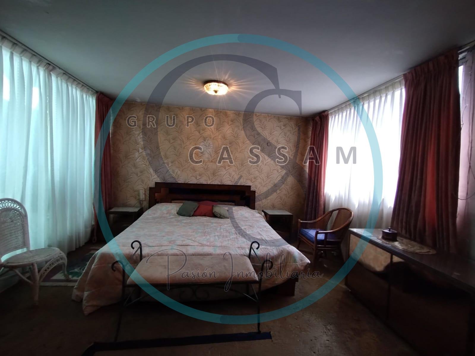 CASA CON LOCALES COMERCIALES EN VENTA, COL MORELOS, TOLUCA