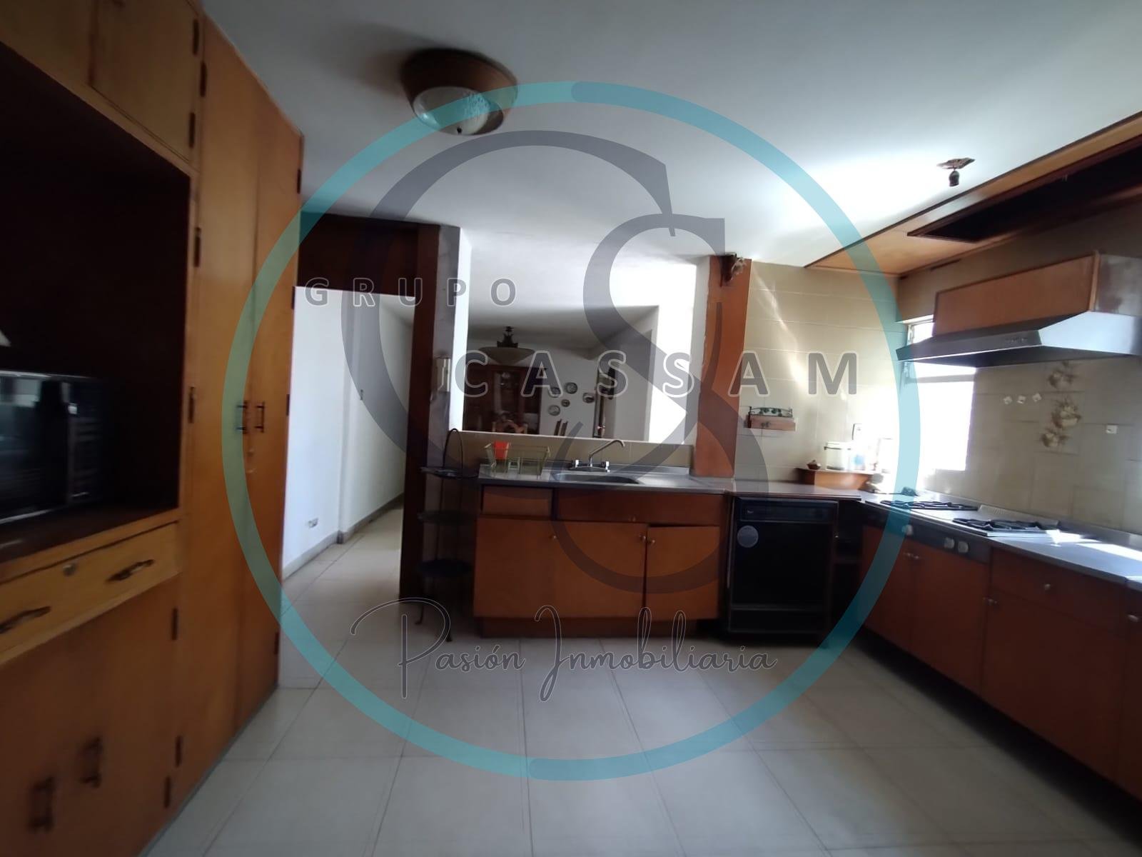 CASA CON LOCALES COMERCIALES EN VENTA, COL MORELOS, TOLUCA