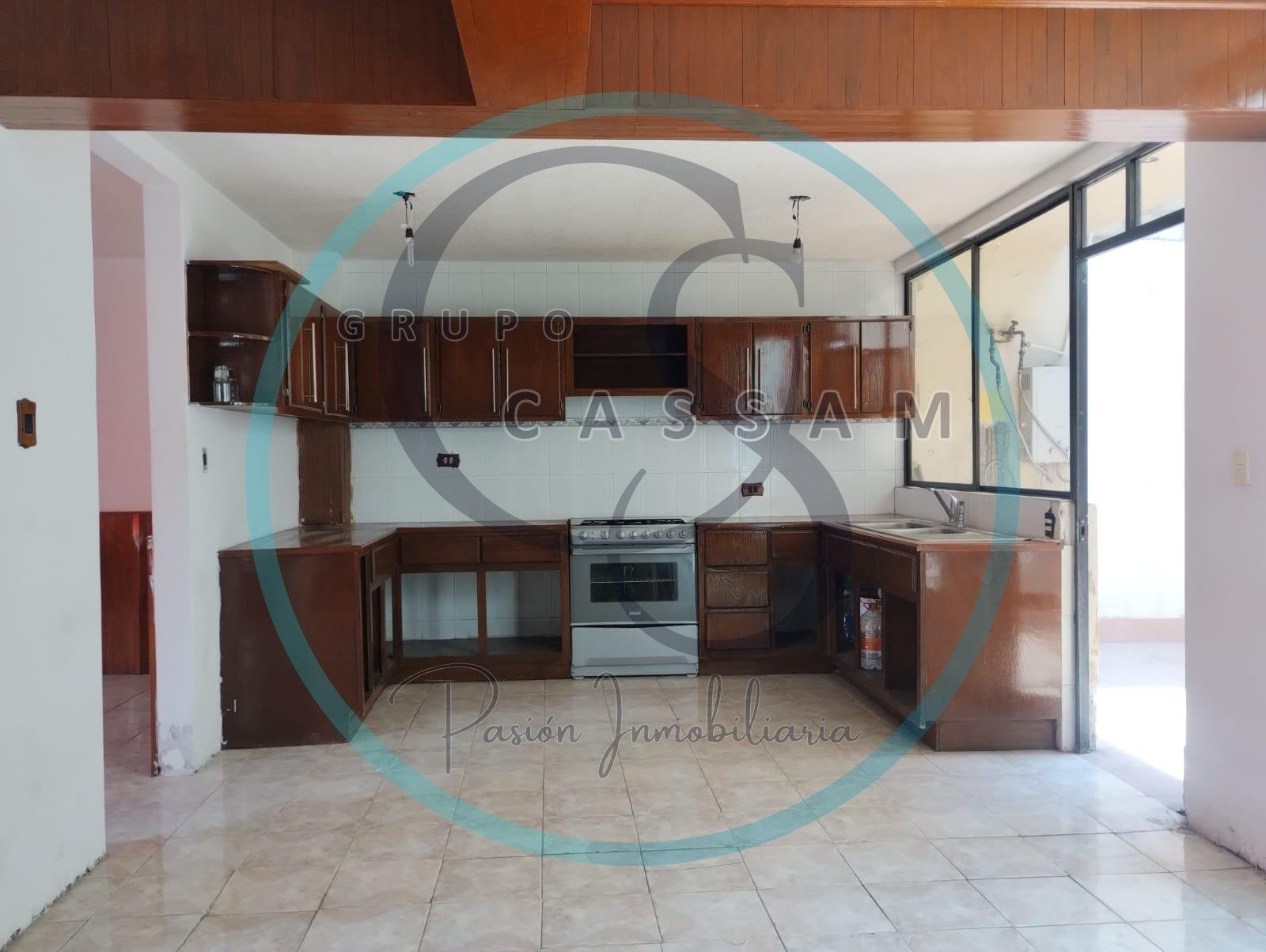 CASA EN VENTA EN IXTAPAN DE LA SAL